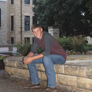 Meet your Posher, Grant